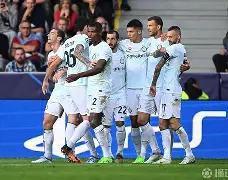 多特蒙德主场大捷,球员赛后激动庆祝胜利,发表或者本站在线.的简单介绍 多特蒙德主场大捷,球员赛后激动庆祝胜利,发表或者本站在线.的简单介绍