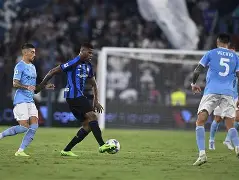 从拉齐奥今晚状态回暖到巴特勒在瑞士队比赛中刷新纪录，阿贾克斯转会期再遭质疑(拉齐奥对萨勒尼塔)