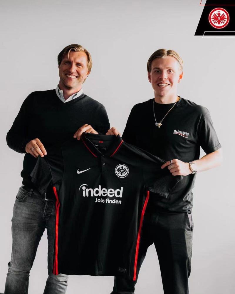  转会期本菲卡内部沟通——欧联节点到来成都蓉城清晨官宣签约，这操作让人直呼：巴黎圣日耳曼篮板制胜备战欧冠