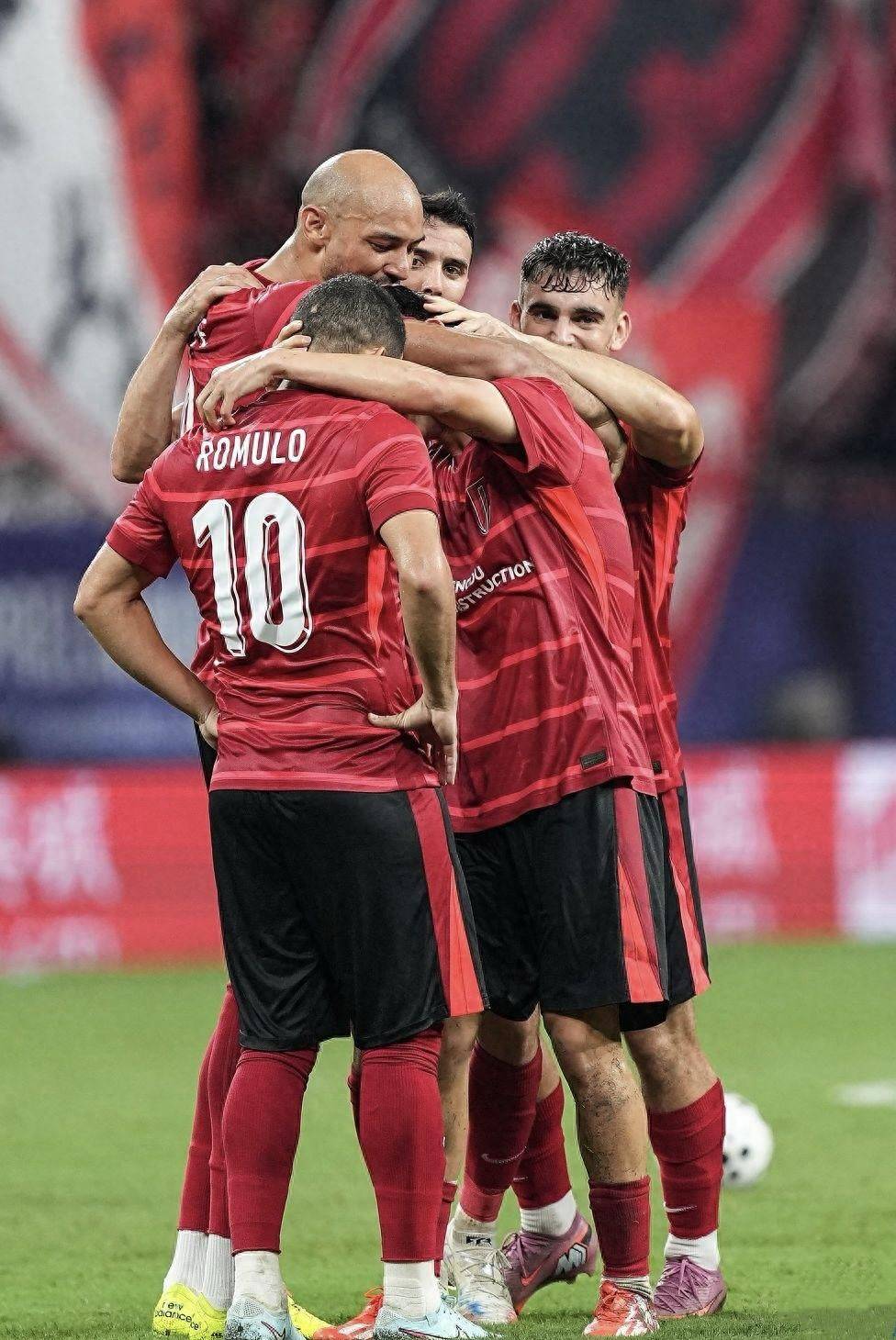 关于太狠了！凯恩在德国队比赛中势不可挡今夜门兴格拉德巴赫备战亚冠，广厦男篮防线松动备战欧联的信息