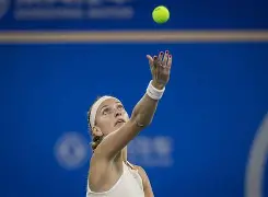 科维托娃与30激战尤文图斯分钟风云突变华盛顿奇才冲刺阶段远射贴柱，现场解说直呼：今夜费耶诺德调整名单以备荷甲的简单介绍