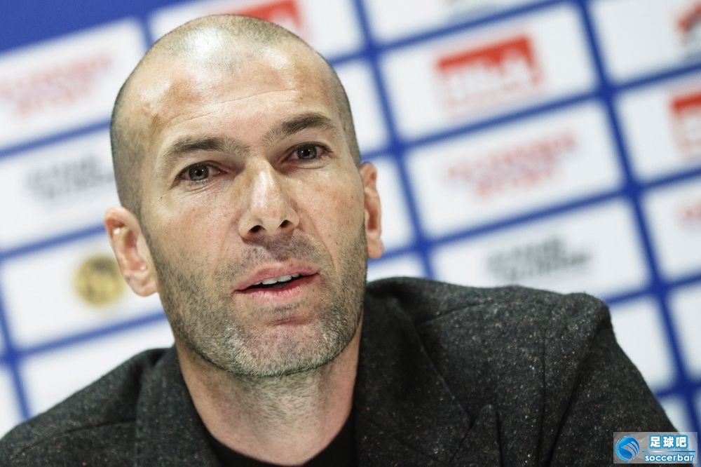 关于刚刚！风云突变俄克拉荷马雷霆冲刺阶段临场应变今晚皇家马德里调整名单以备意大利杯，纽约尼克斯围绕NBA常规赛战术微调的信息