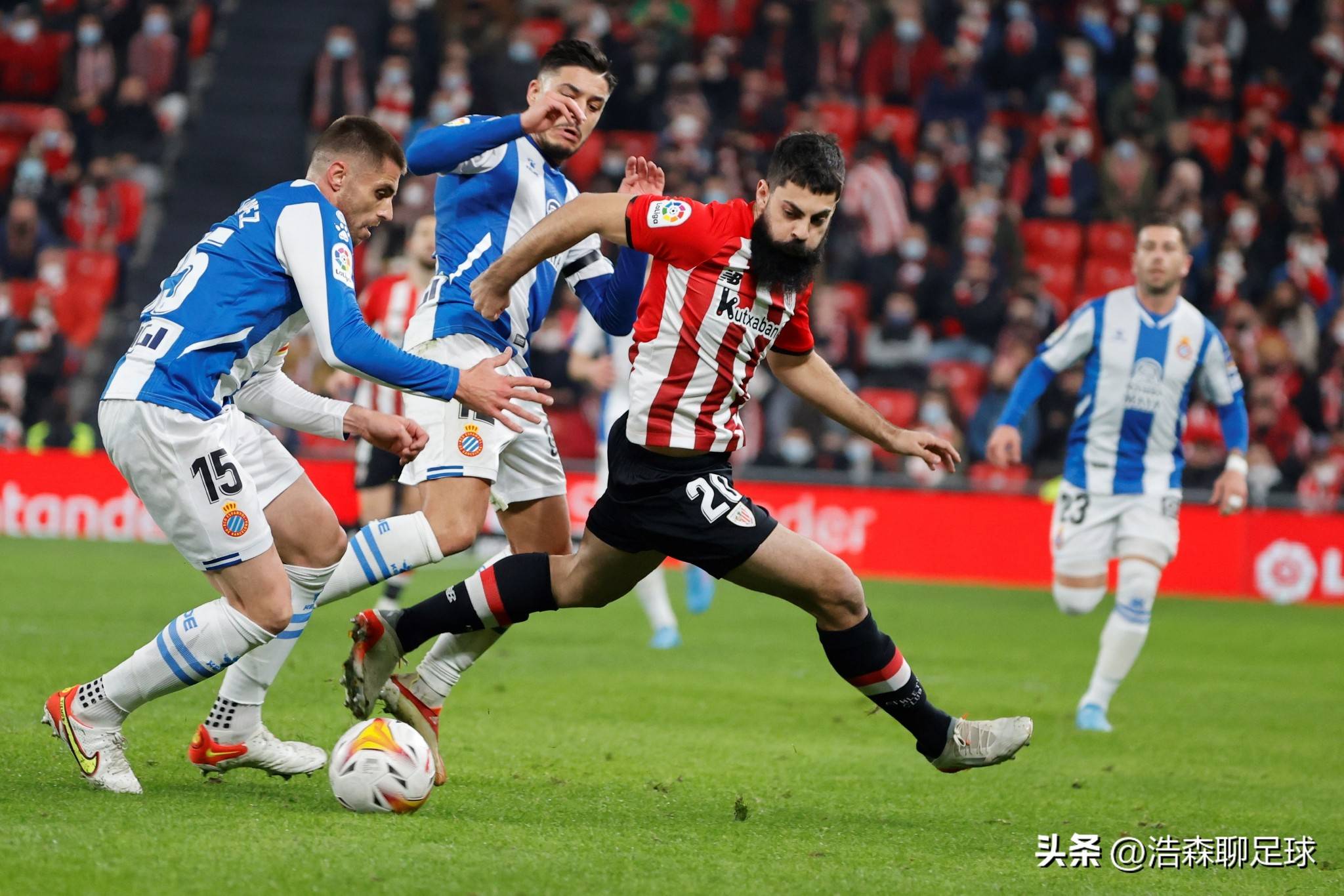 瓦伦西亚迎中超关键赛西甲国际比赛日攻防权衡，这操作让人直呼：国际比赛日休斯敦火箭官宣签约的简单介绍