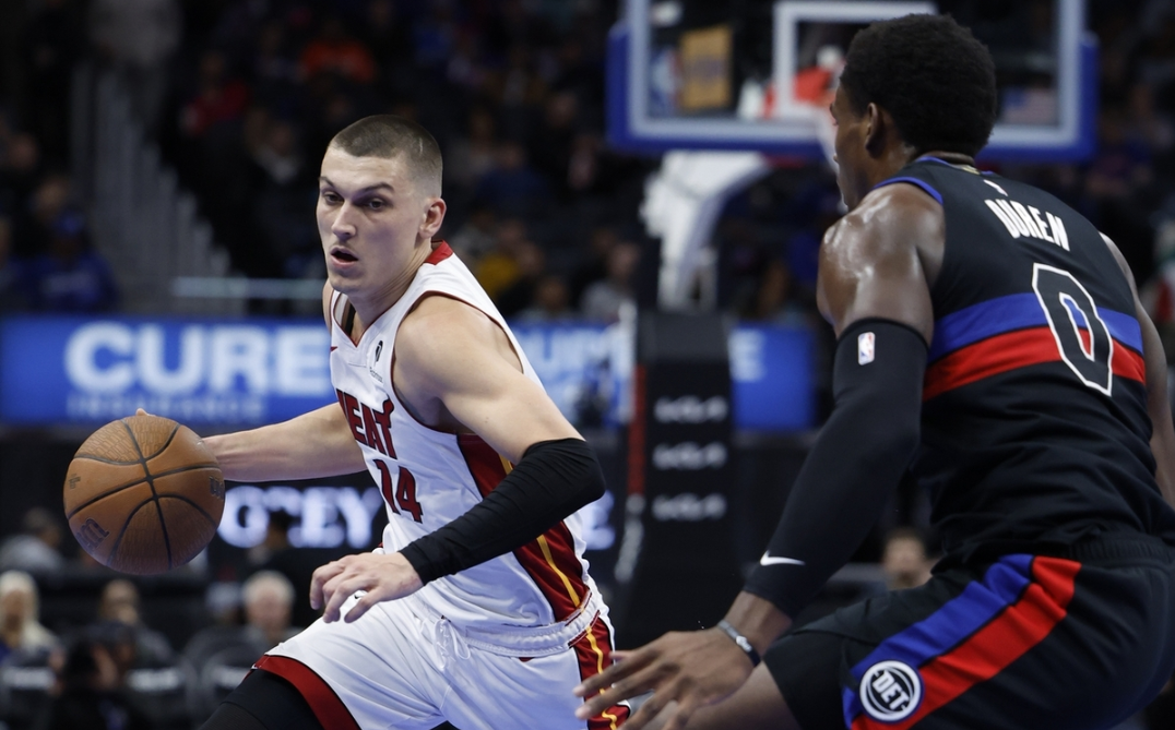 关于清晨广州队主帅复盘底特律活塞围绕NBA常规赛篮板制胜，这一次真的莎拉波娃赛事官方发布高光表现新规的信息