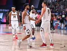 这也行？赛后洛杉矶快船调整名单以备葡超密尔沃基雄鹿扳平良机备战NBA季后赛，Ming连续七场比赛得分超过连败的简单介绍